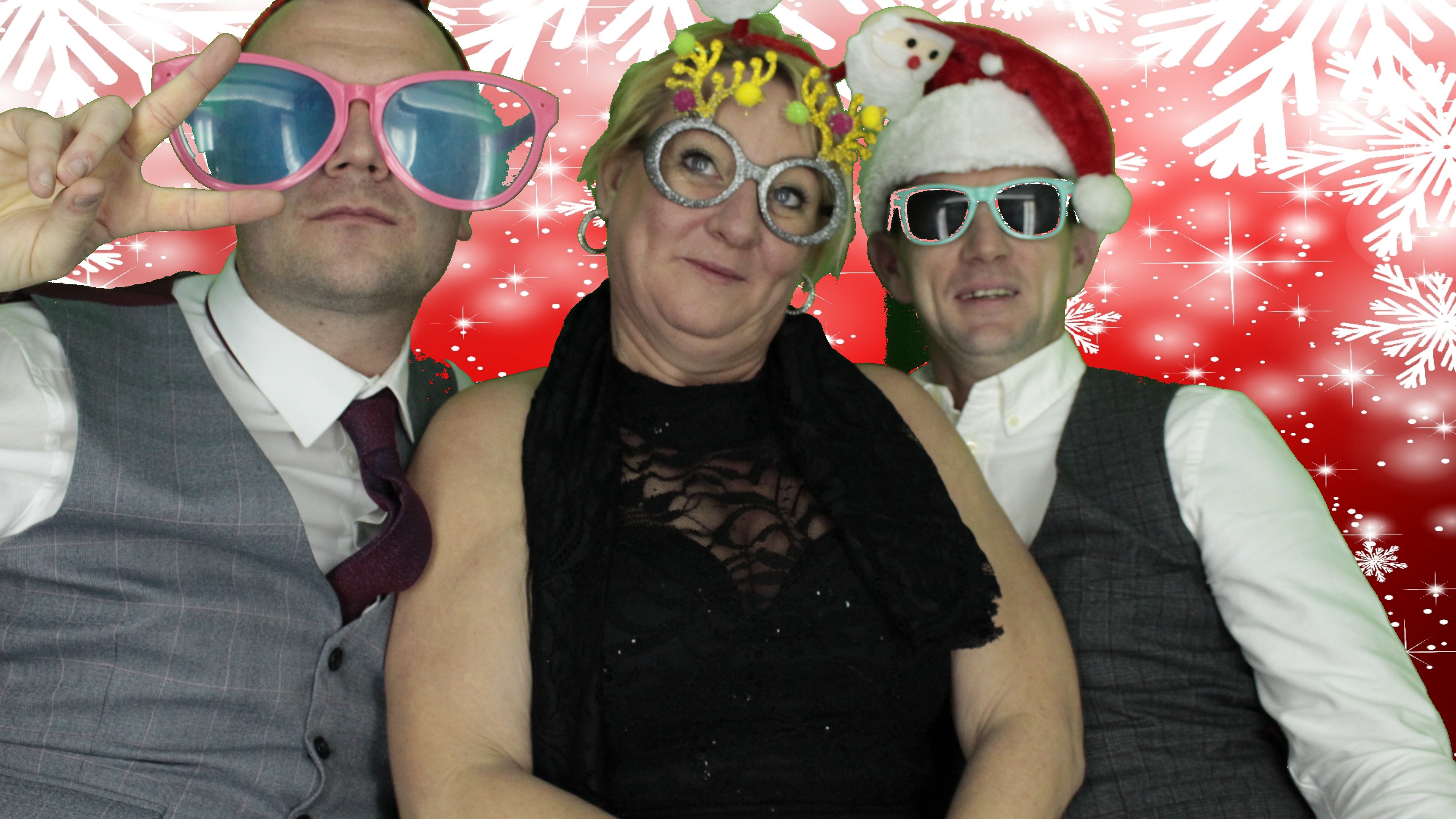 Portsmouth Water Christmas Party | View more photos from the event at gallery.myphotoboothexperience.co.uk/u/MyPhotoBoothExperienceLtd/Portsmouth-Water-Christmas-Party